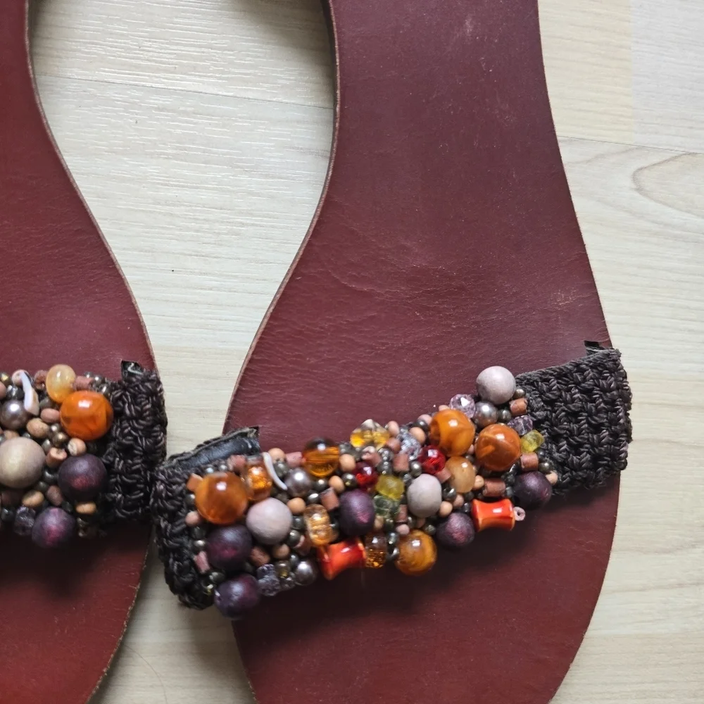 Unisa Sandals Size 9.5